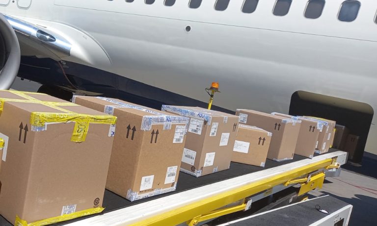What is a belt loader at international airports and how does it speed ...